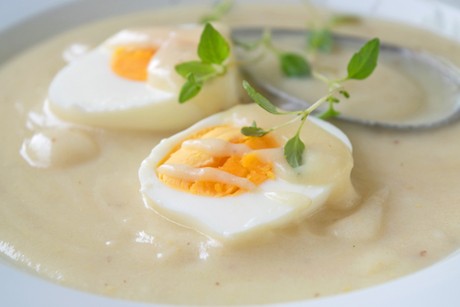 Eier in Senfsauce