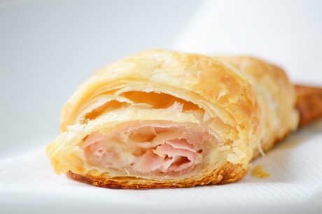 Schinken-Käse-Croissants