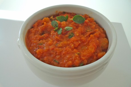 Saure Paprikasauce