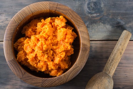 Süßkartoffelbrei mit Orangen