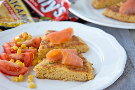 Tortilla aus Tortilla Chips mit Lachs