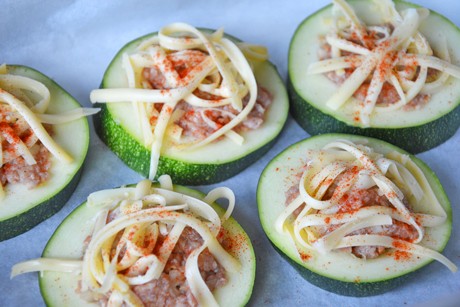 Gefüllte Zucchini