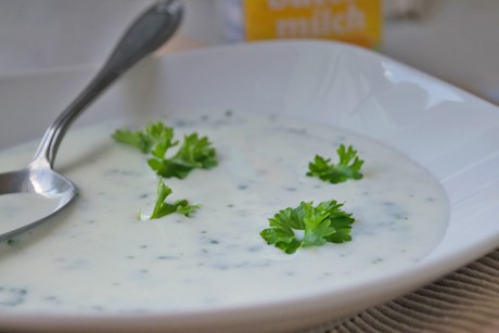 Buttermilch-Suppe