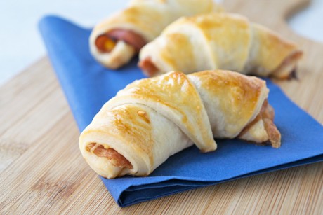 Salami-Käse Kipferl