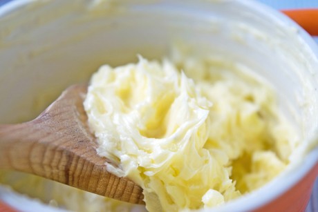 Zwiebelbutter