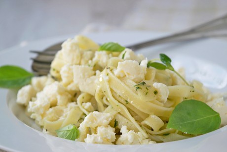 Feta Linguini