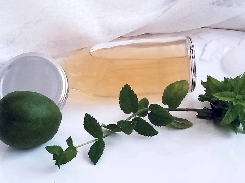 Pfefferminz-Limetten-Sirup