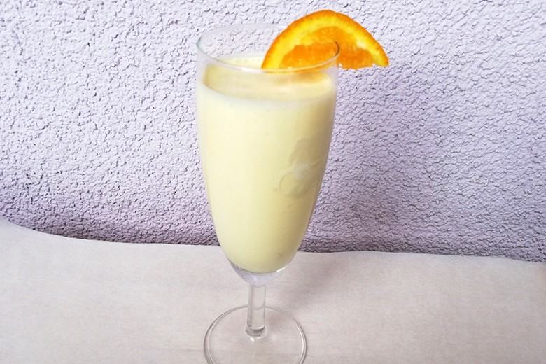 Leichter Orangenshake