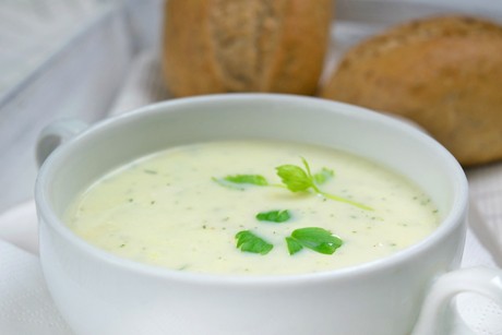 Geeiste Gurkensuppe