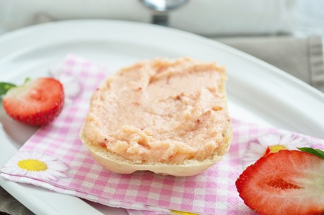 Erdbeer Butter Aufstrich