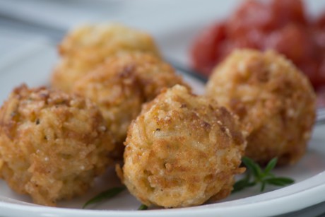 Reis-Bällchen