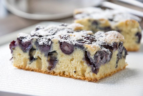 Heidelbeer-Blechkuchen