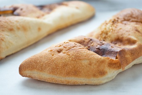 Fladenbrot mit Sesam