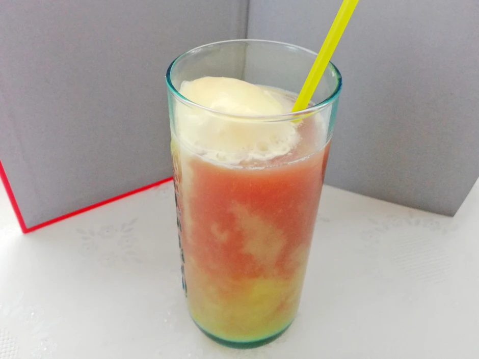 Vanille-Ananas-Drink