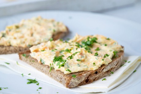 Veganer Karotten-Meerrettich Aufstrich