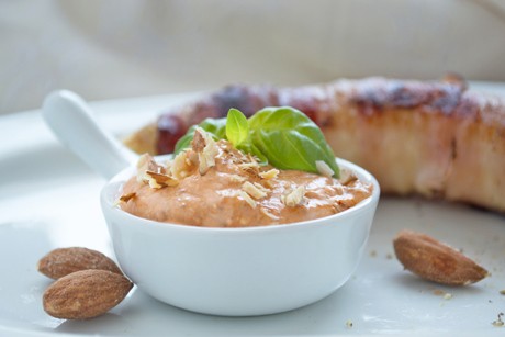 Roter Pesto-Dip