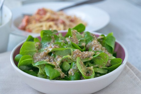 Nuss-Vinaigrette