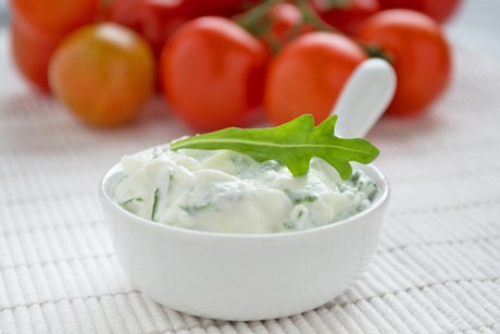 Rucola-Schafkäse-Dip