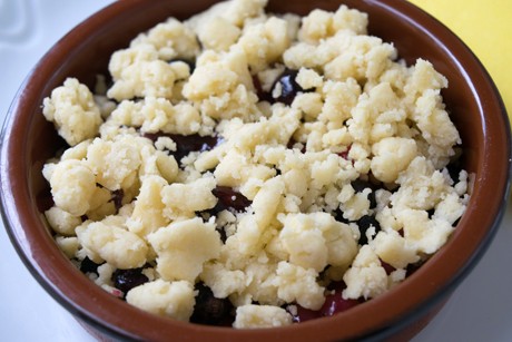 Heidelbeeren-Crumble