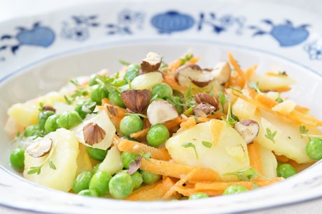 Sommerlicher Erdäpfelsalat