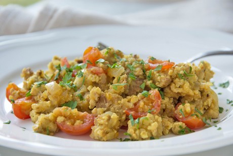 Veganes Rührei mit Räuchertofu