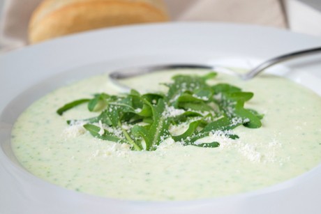 Kalte Rucola-Suppe
