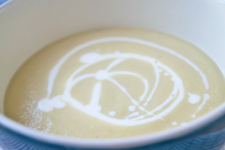 Petersilienwurzel-Suppe