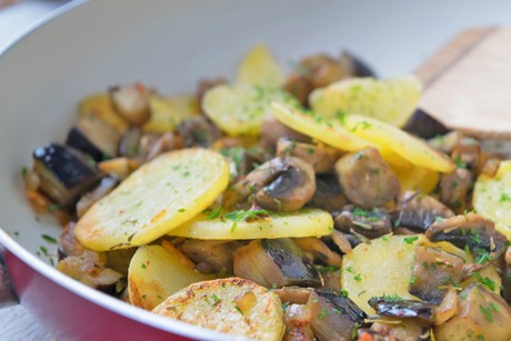 Erdäpfel-Champignon-Pfanne