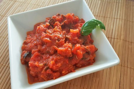 Oliven-Tomatensauce