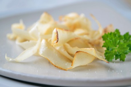 Petersilienwurzel-Chips