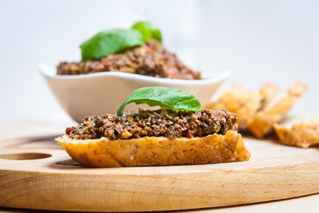 Sardellen-Pesto