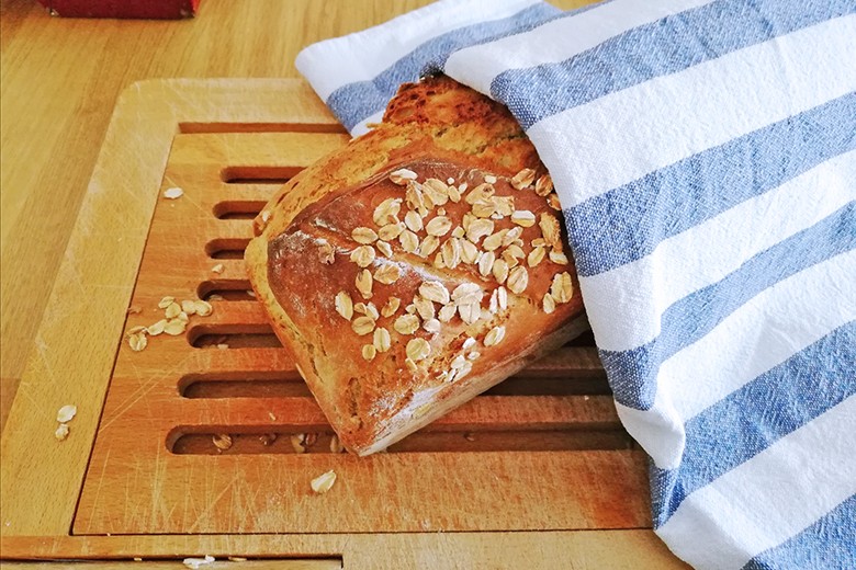 Apfel-Dinkel-Brot