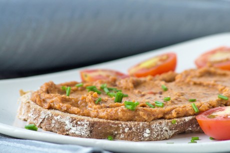 Tomaten-Kräuter-Creme