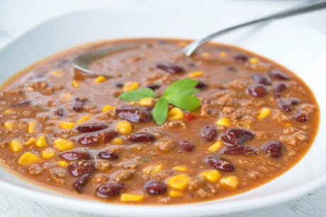 Chili mit Vollkorntortillas