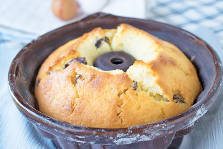 Gugelhupf mit Rosinen