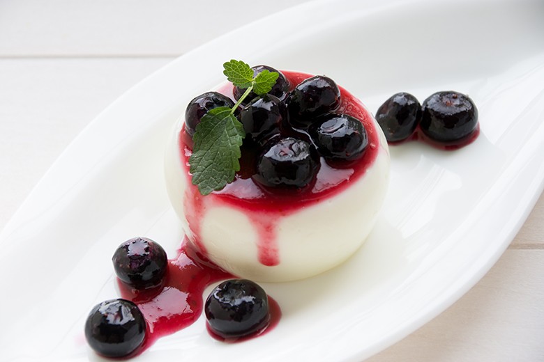 Heidelbeer-Panna Cotta