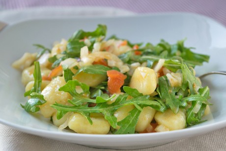 Gnocchi-Sommersalat
