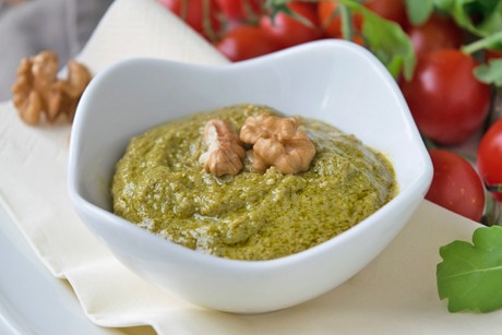 Rucola-Walnuss-Pesto