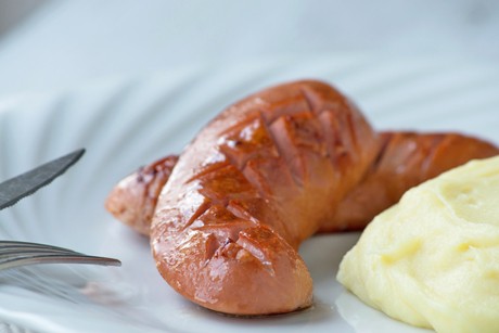 Knacker mit Erdäpfelpüree