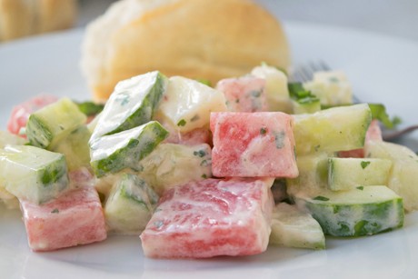 Melonen-Gurken-Minze-Salat