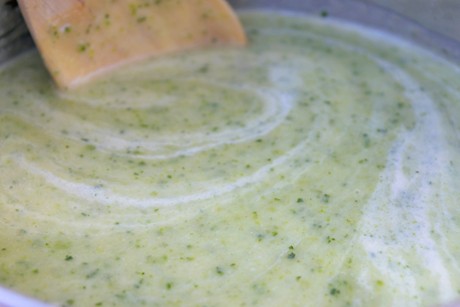 Kartoffel-Zucchini-Salbei-Suppe