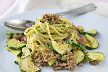 Spaghetti mit Pesto