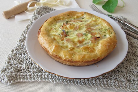 Spargelquiche mit Schinken