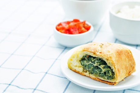 Spinatstrudel mit Topfenteig