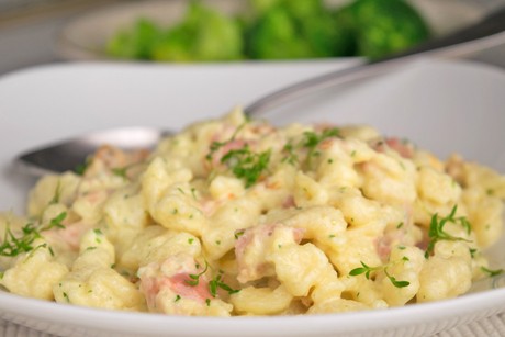 Spätzlepfanne mit Schinken