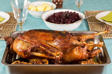 Gänsebraten aus dem Backofen