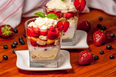 Tiramisu mit Erdbeeren