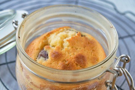 Kirschkuchen im Glas