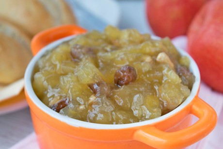 Bratapfelmarmelade mit Amaretto