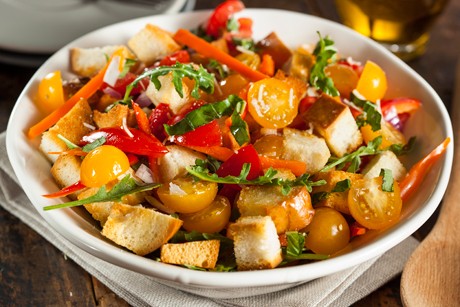 Panzanella aus der Toskana